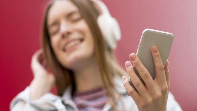 Apple Music вернул удаленные профили российских артистов