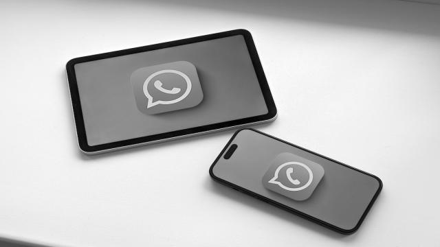 В Москве отключился WhatsApp*