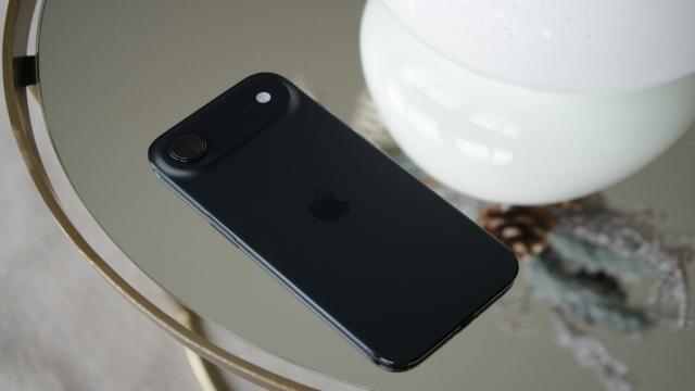 Воздуха набрали? Apple передумала выпускать iPhone Air 2 в следующем году