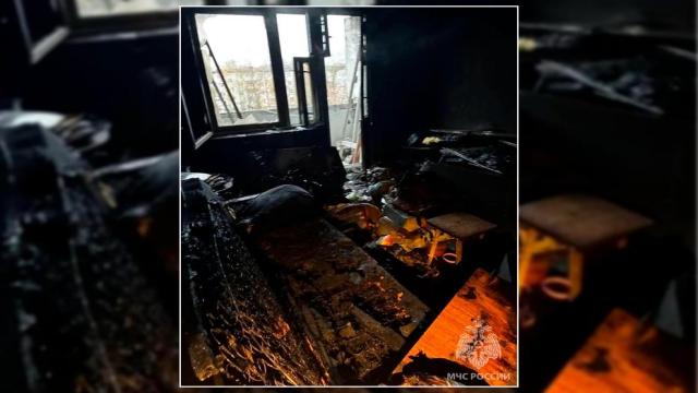 Зарядились на ремонт: в Гатчине смартфон спалил квартиру дотла