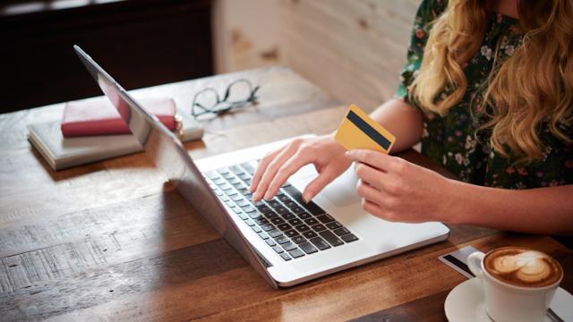 Маркетплейсы грозятся резко повысить цены на всё