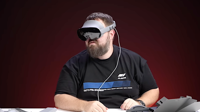 «Немножко пластмассы и какая-то хрень»: Wylsacom емко и четко оценил Samsung Galaxy XR