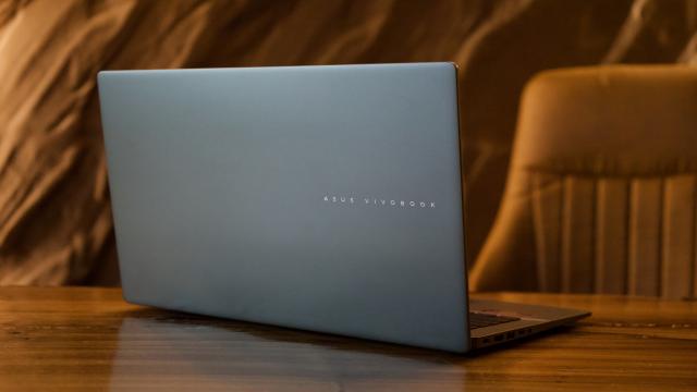 Обзор Asus Vivobook S14 (M3407HA): легкий и мощный ноутбук на каждый день