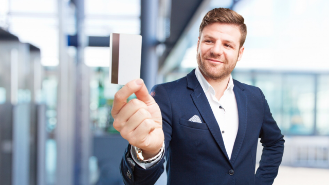 Российские банки заведут подробное досье на каждого клиента