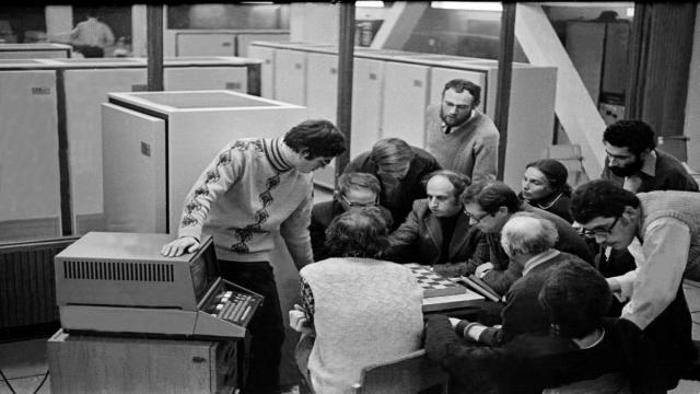 50 лет назад искусственный интеллект впервые обыграл в шахматы чемпиона СССР