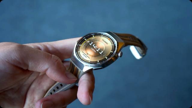 Итоги года с iGuides: выбираем лучшие смарт-часы 2025