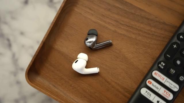 Итоги года с iGuides: голосуем за лучшие TWS-наушники 2025