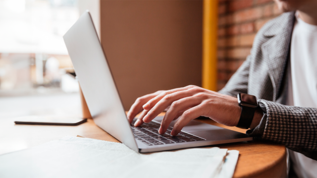 Как подтвердить учетную запись на Госуслугах: все способы и инструкция