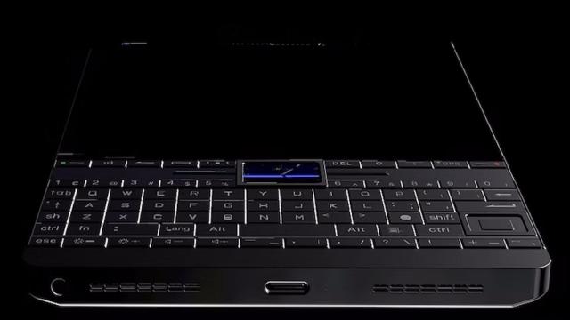 Представлен аналог Blackberry Passport — от его дизайна становится не по себе и хочется помыть глаза с мылом