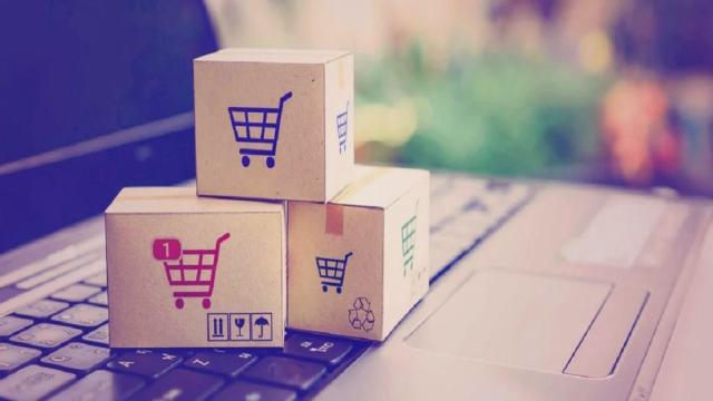 Путин призвал банки и маркетплейсы урегулировать спор о скидках