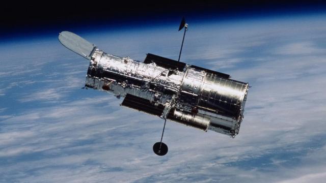 Телескоп «Хаббл» заснял редкое столкновение в близлежащей планетарной системе