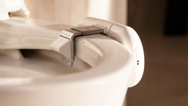 Фотоотчёты умной камеры для унитаза может смотреть кто угодно