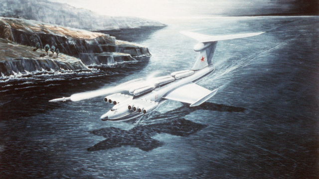 Зачем в СССР создали гибрид корабля и самолета с ракетами