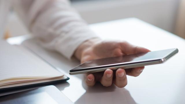 Первый российский «бесплатный» смартфон выйдет в 2026 году