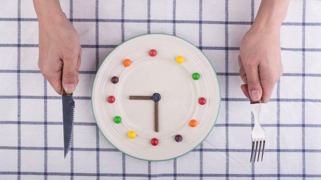 Ученые развенчали миф о популярном интервальном голодании