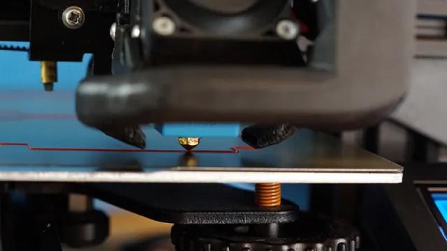 Учёные нашли способ превращения испорченного молока в материал для 3D-печати