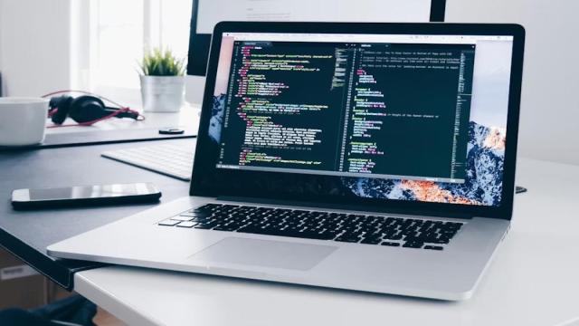 В руководстве Microsoft начали опасаться, что ИИ вымоет начинающих программистов