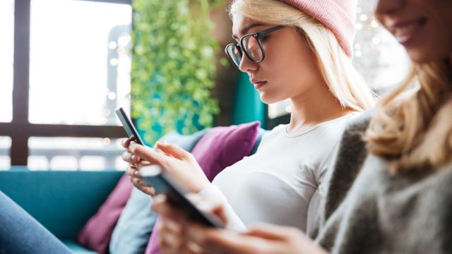 Запрет звонков из-за рубежа немного смягчат