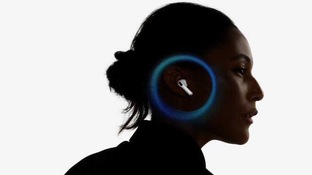 Зачем AirPods Pro 4 нужны камеры? Apple явно собирается за всеми следить