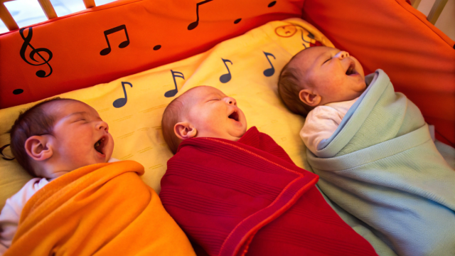 Новорожденные чувствуют музыкальный ритм