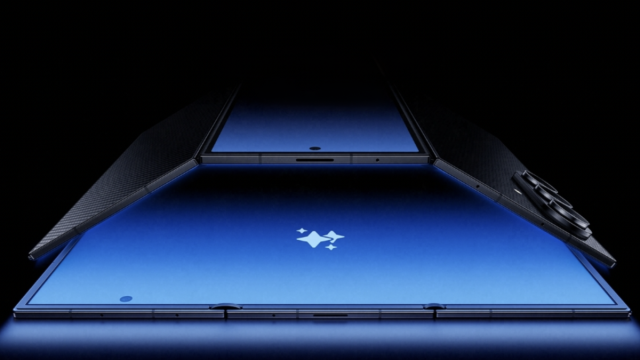 Новый смартфон Samsung будет стоить в России 500 000 рублей