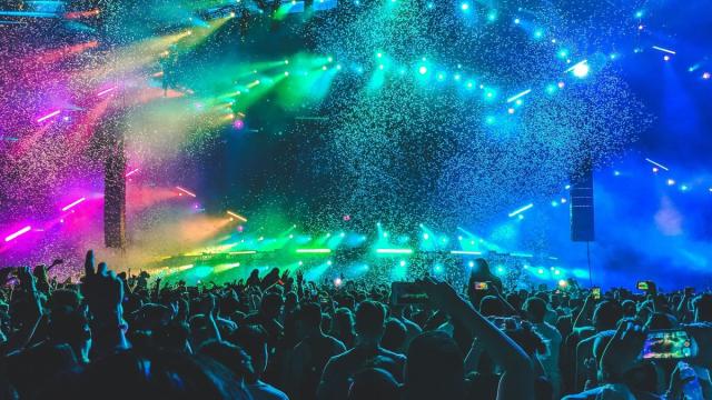 Цвет концертного зала влияет на восприятие звука: доказано учеными