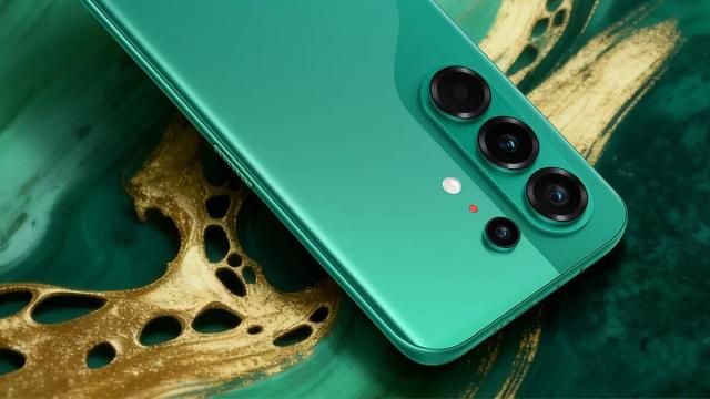 Tecno Camon 50 и Camon 50 Pro: представлены бюджетные флагманы за 20 тыс. рублей