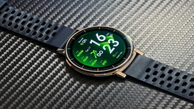 Бег без смартфона и лишнего пафоса: обзор смарт-часов Amazfit Active 3 Premium