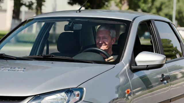 В России массово переписывают названия автомобилей. Вот какие машины теперь продаются