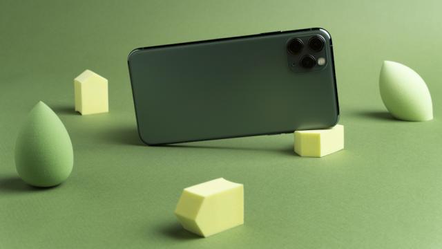 Война в Иране больно ударит по ценам на технику Apple и Samsung в России