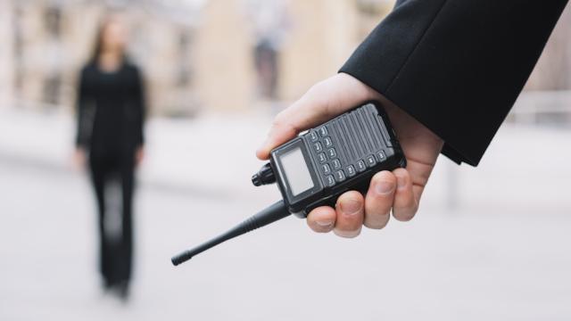 Жители РФ нашли замену мессенджерам. Не идеально, но работает без интернета