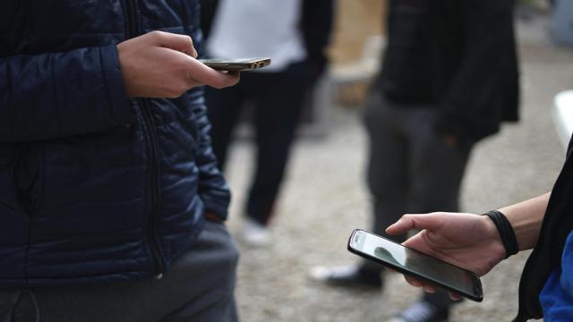 Запретить соцсети для детей и подростков собираются уже девять стран