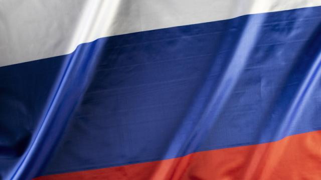 Как изменится жизнь в РФ с марта: цензура в кино, блокировка связи и вывески на русском