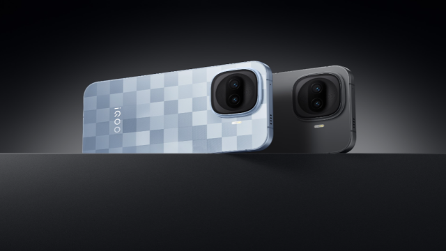 Мощный и компактный: в России представлен субфлагман iQOO 15R