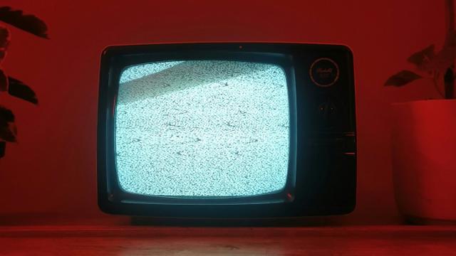 Сайт Channel Surfer превращает YouTube в кабельное телевидение из 90-х