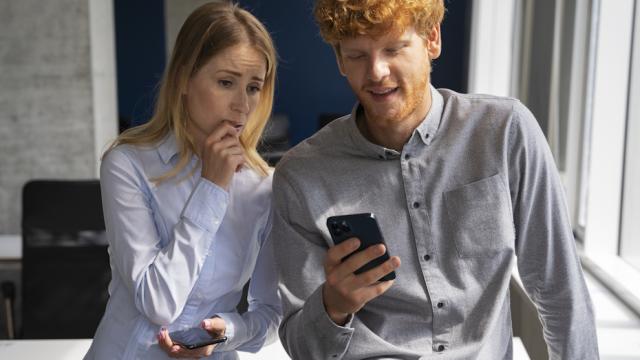 Часть Москвы полностью осталась без сотовой связи и мобильного интернета