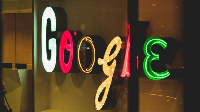 Google «перестал кормить» сайты — трафик из поиска обрушился, а ИИ даёт меньше 1 % переходов