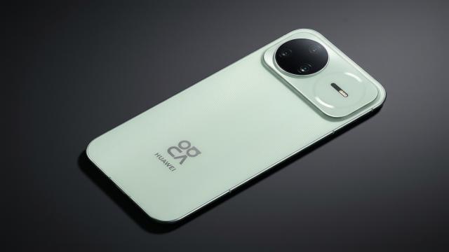 Обзор смартфона HUAWEI nova 15 Pro: тонкий, яркий и внимательный