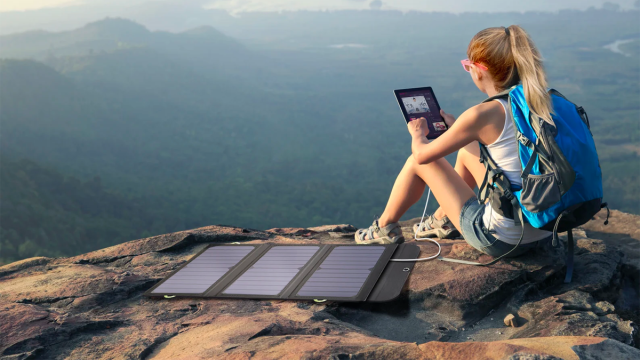 Топ-15 лучших гаджетов для путешествий: что действительно стоит взять в поездку