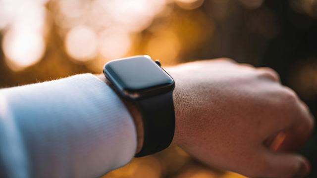 Apple Watch теряют популярность: в чем причина