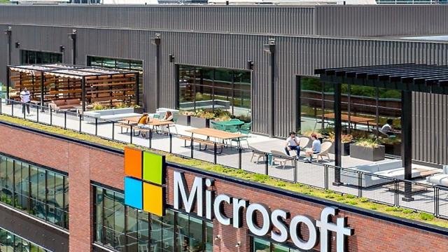 Желая снизить зависимость от OpenAI, корпорация Microsoft присматривает для покупки новые ИИ-стартапы