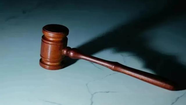 Мосгорсуд отменил решение о запрете портала «ЯПлакалъ»