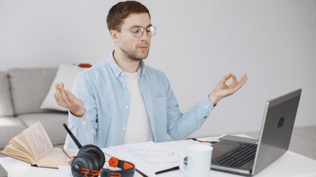 Практики осознанности помогают изучать физику: доказано учеными