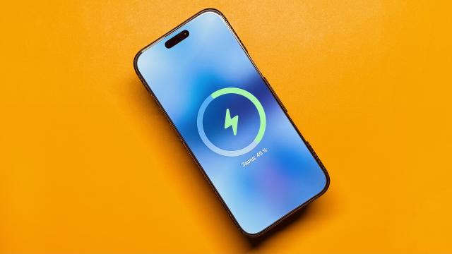 Своя экспедиция 33: iPhone 17 Pro победил всех в тесте на скорость зарядки