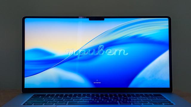 Фанат Apple купил Macbook Air M5 и захотел вернуть его в магазин. Догадайтесь, из-за чего?