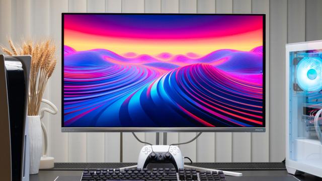 Флагманский игровой OLED-монитор Philips Evnia 32M2N8800 появился в России