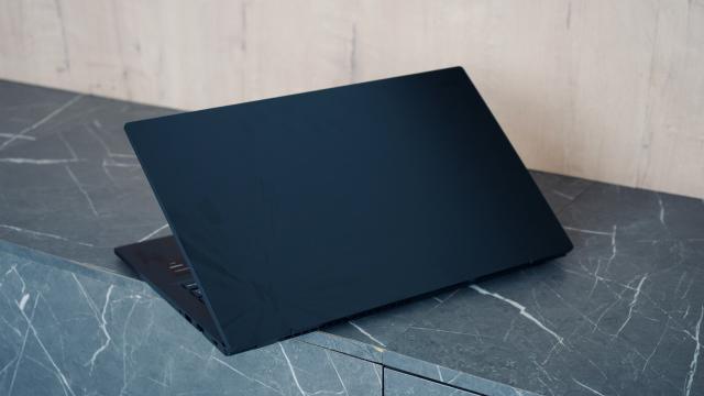 Игровой ноутбук, который можно взять в офис: обзор Acer Nitro Lite с экраном 180 Гц
