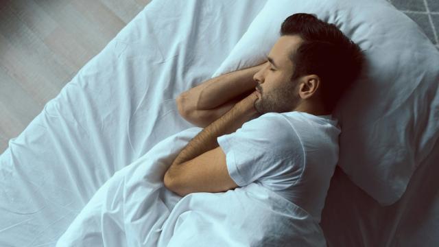 Какое упражнение эффективнее всего улучшает сон? Ученые дали ответ