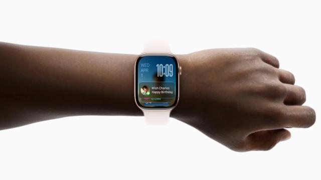 Названа лучшая функция watchOS 27 — с этим жестом всё можно делать одной рукой