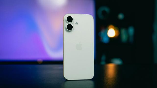 iPhone 17 подешевел в России до 55 тыс. рублей